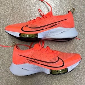 Used Nike Air Zoom Tempo Next %